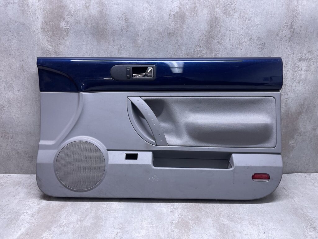 Volkswagen New Beetle Cabriolet 1Y Front Right Door Panel