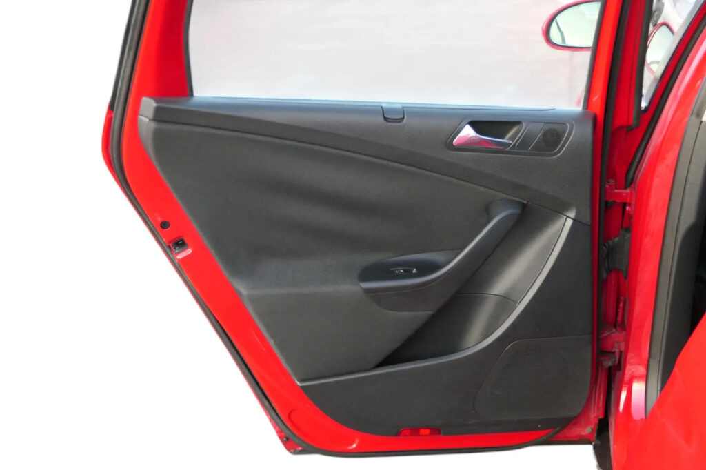 Volkswagen Passat B6 / 3C Rear Left / Right Door Panel Set
