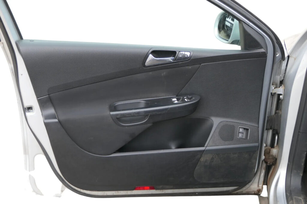 Volkswagen Passat B6 / 3C Front Left Door Panel Black OEM 3C1867011DS