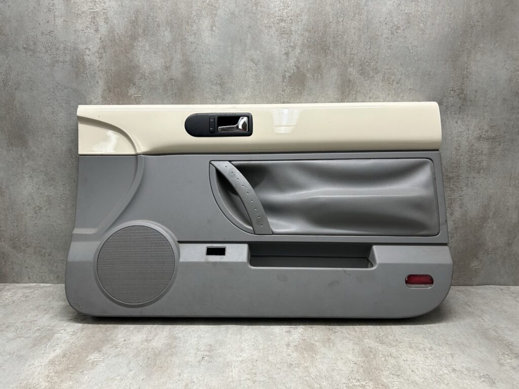 Volkswagen New Beetle Cabriolet 1Y Front Right Door Panel
