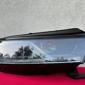 Skoda Octavia IV Front Right LED Headlight OEM 5E4941016A