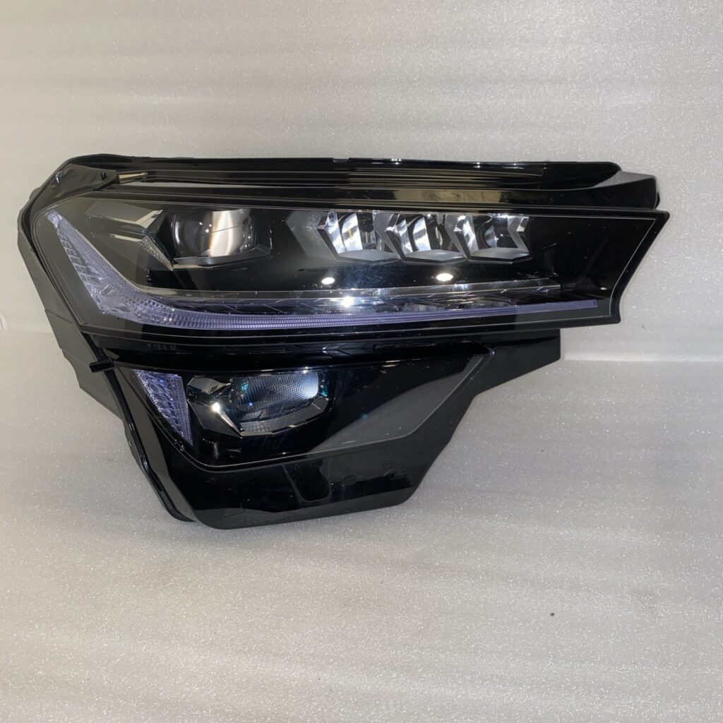 Skoda Kodiaq II Front Right Matrix LED Headlight OEM 57H941036A