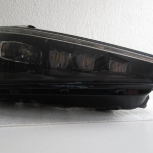 Skoda Scala Front Right LED Headlight OEM 657941016A