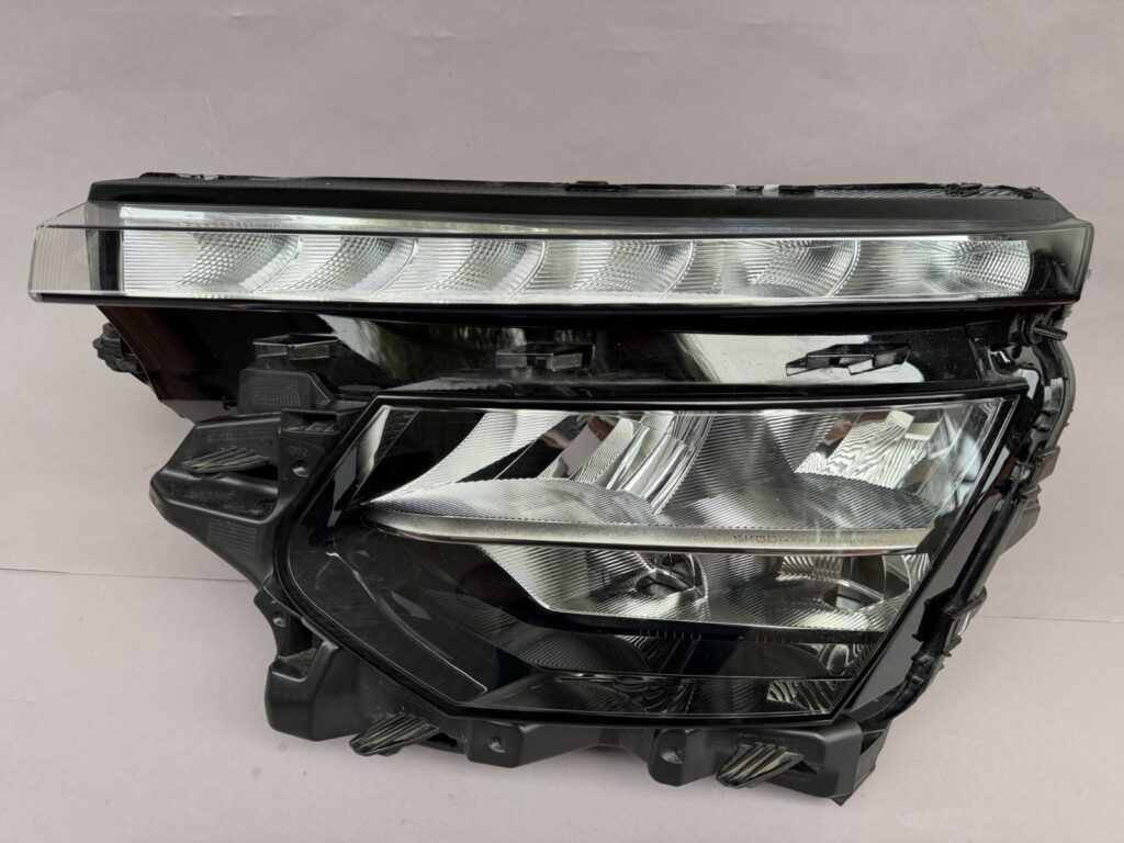Skoda Kamiq Front Left LED Headlight (RHD — Verify Specification) OEM 655941015B
