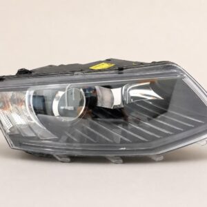 Skoda Octavia III Front Right Xenon / LED Headlight OEM 5E1941016B
