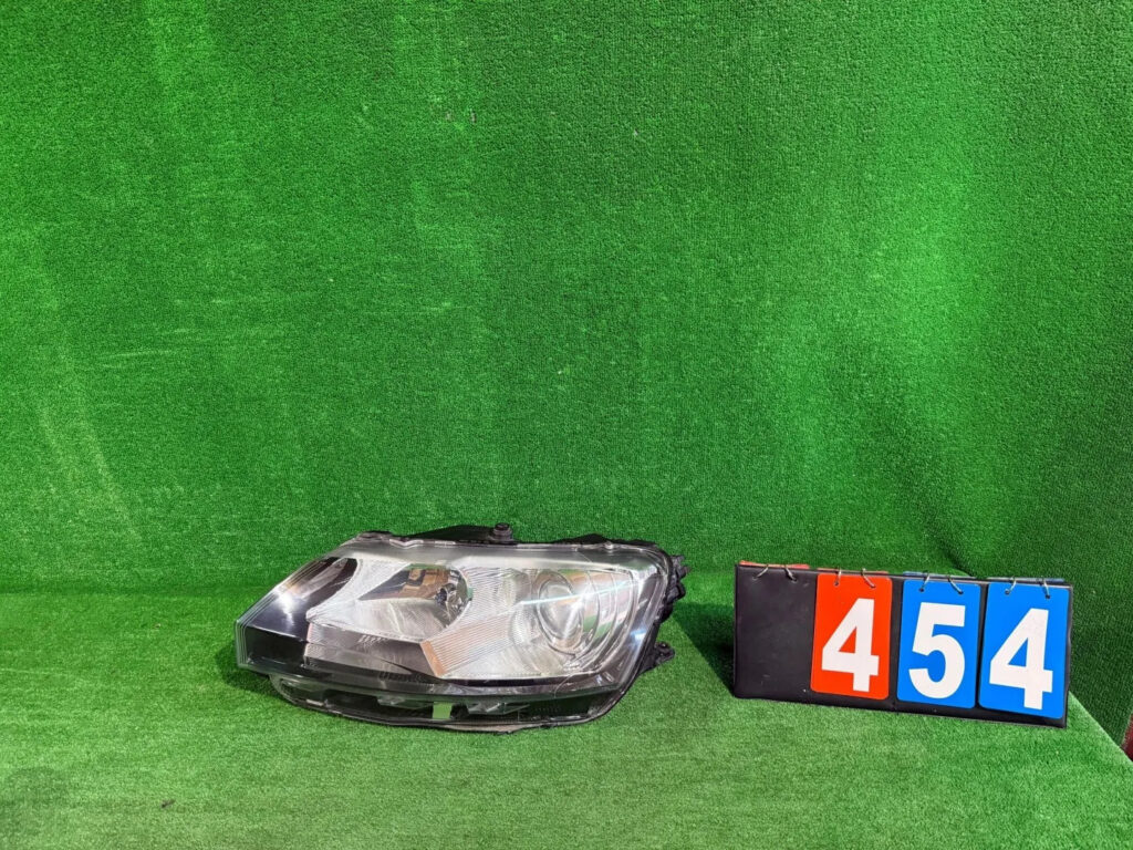 Skoda Rapid Front Left Xenon Headlight OEM 5JB941015A