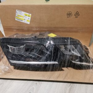 Skoda Octavia Front LED Headlight OEM 5E1941016E