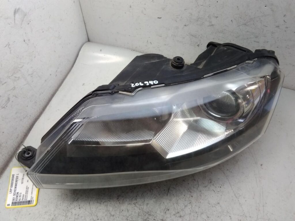 Skoda Rapid NH Front Left Xenon Headlight OEM 5JB941015A