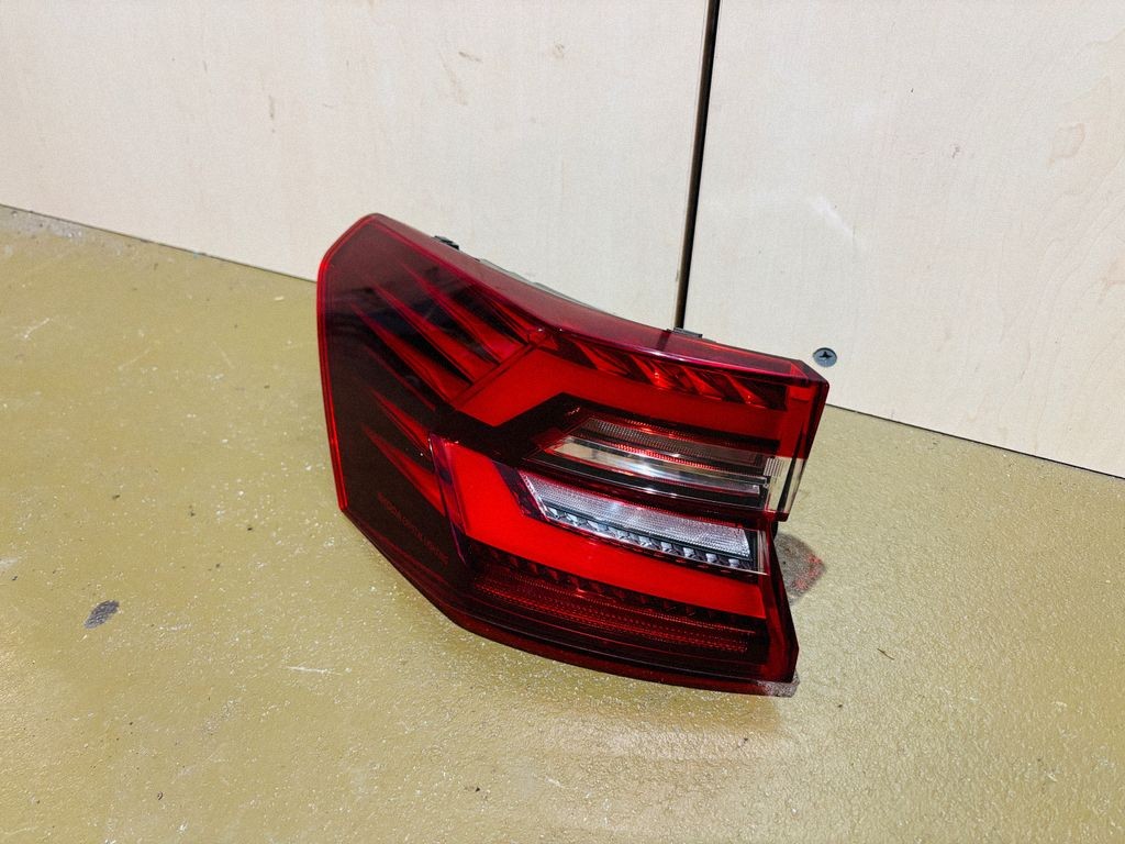 Skoda Kodiaq II Rear Left Tail Light OEM 57H945207