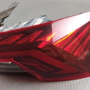 Skoda Octavia Right Tail Light OEM 5E3945208A