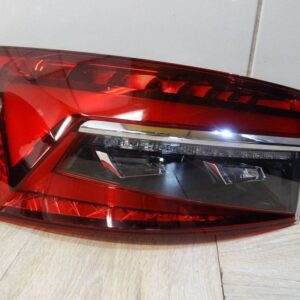 Skoda Superb III / 3V Rear Left Tail Light OEM 3V9945207C