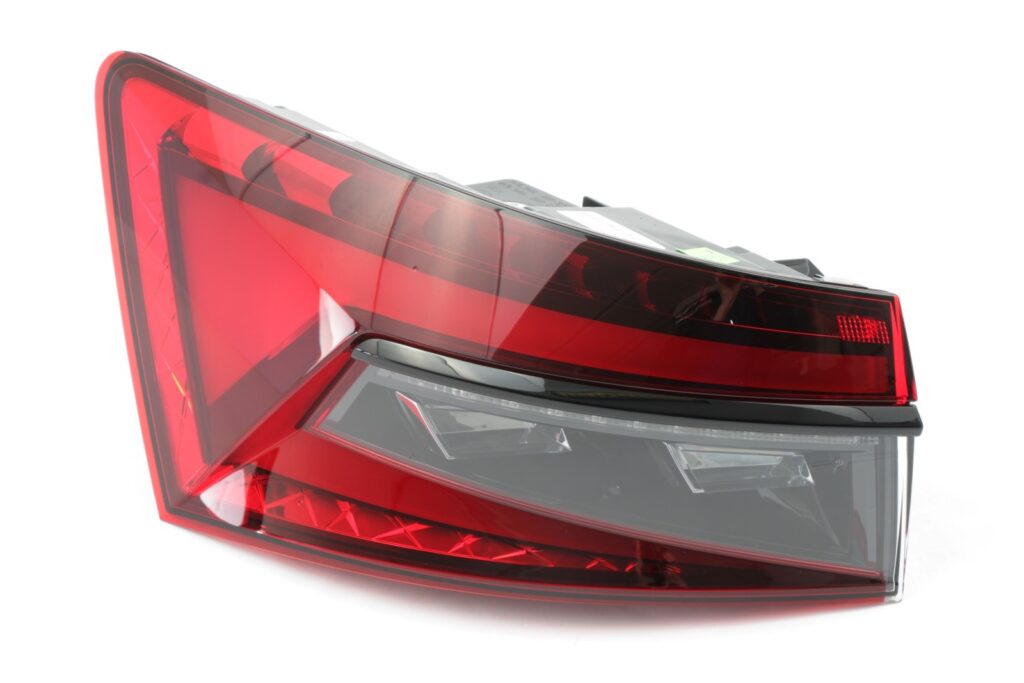 Skoda Superb III / 3V Rear Left Tail Light OEM 3V9945207B