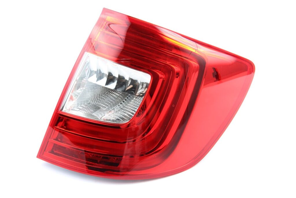 Skoda Superb II / 3T Rear Right Bulb Tail Light OEM 3T9945096A