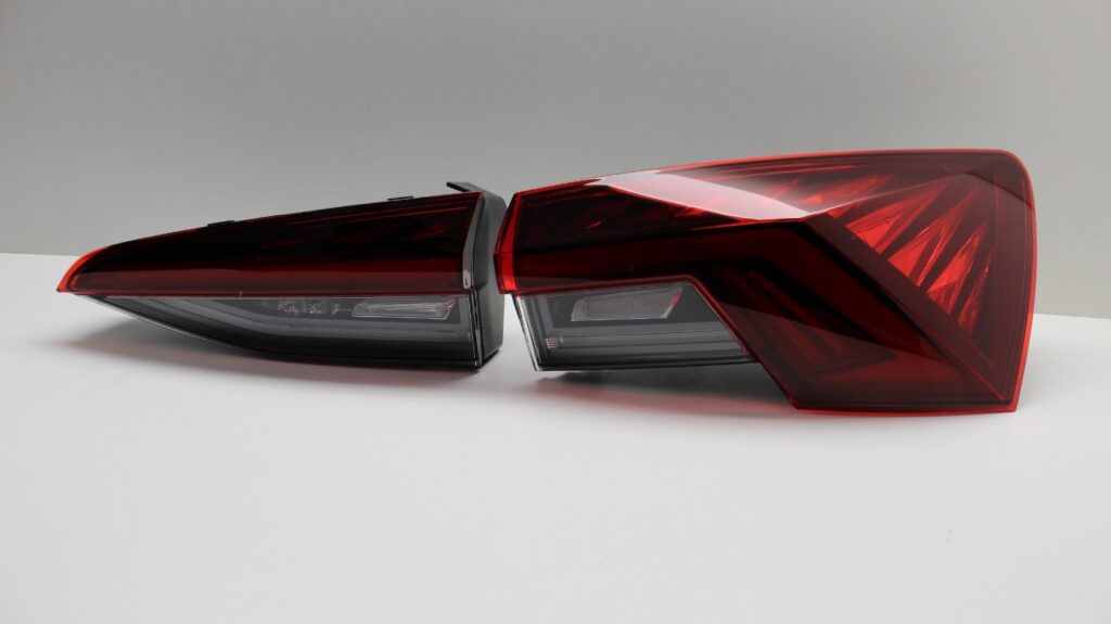 Skoda Octavia IV Right LED Tail Light Set
