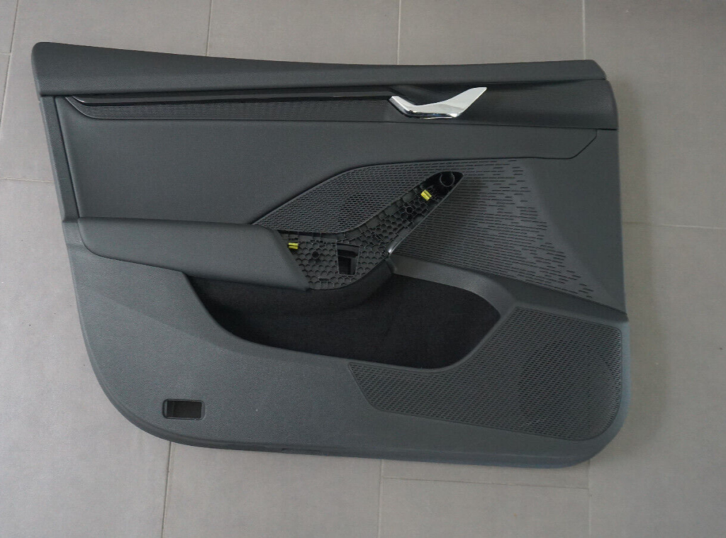 Skoda Octavia IV NX Front Left Door Panel Black OEM 5E4867013CVRT
