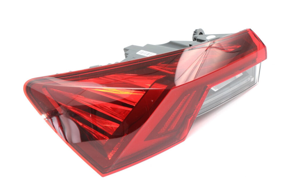 Skoda Octavia Rear Left Tail Light OEM 5E3945207A