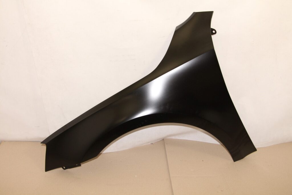 Skoda Octavia Front Left Fender OEM 5E0821105B