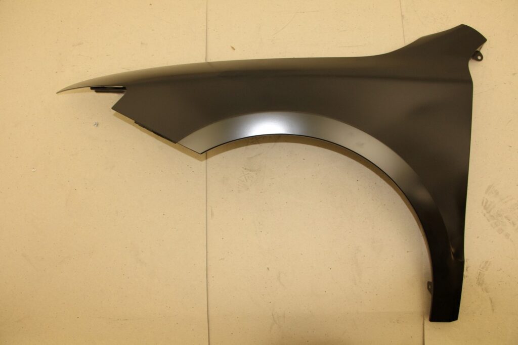 Skoda Superb Front Left Fender OEM 3T0821021A