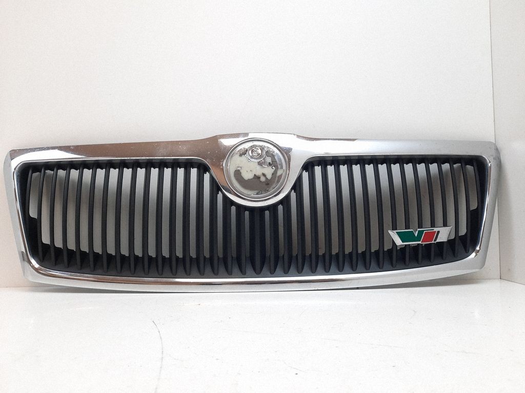 Skoda Octavia II / 1Z Front Grille OEM 1Z0853668
