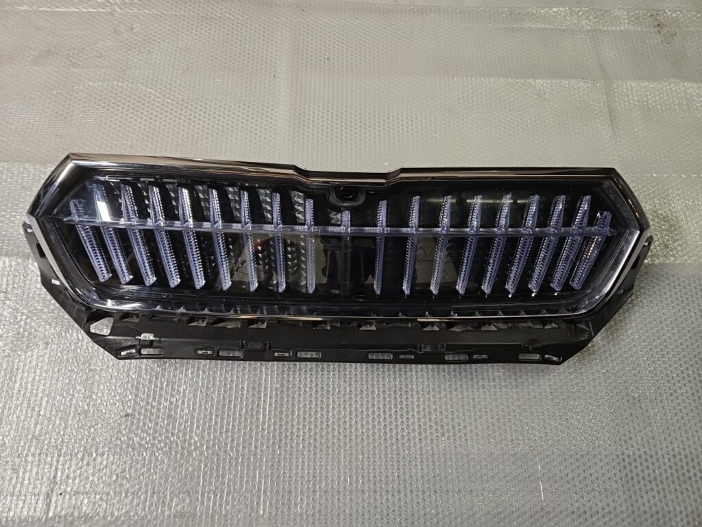 Skoda Enyaq Front Crystal Grille Black OEM 5LA941107A