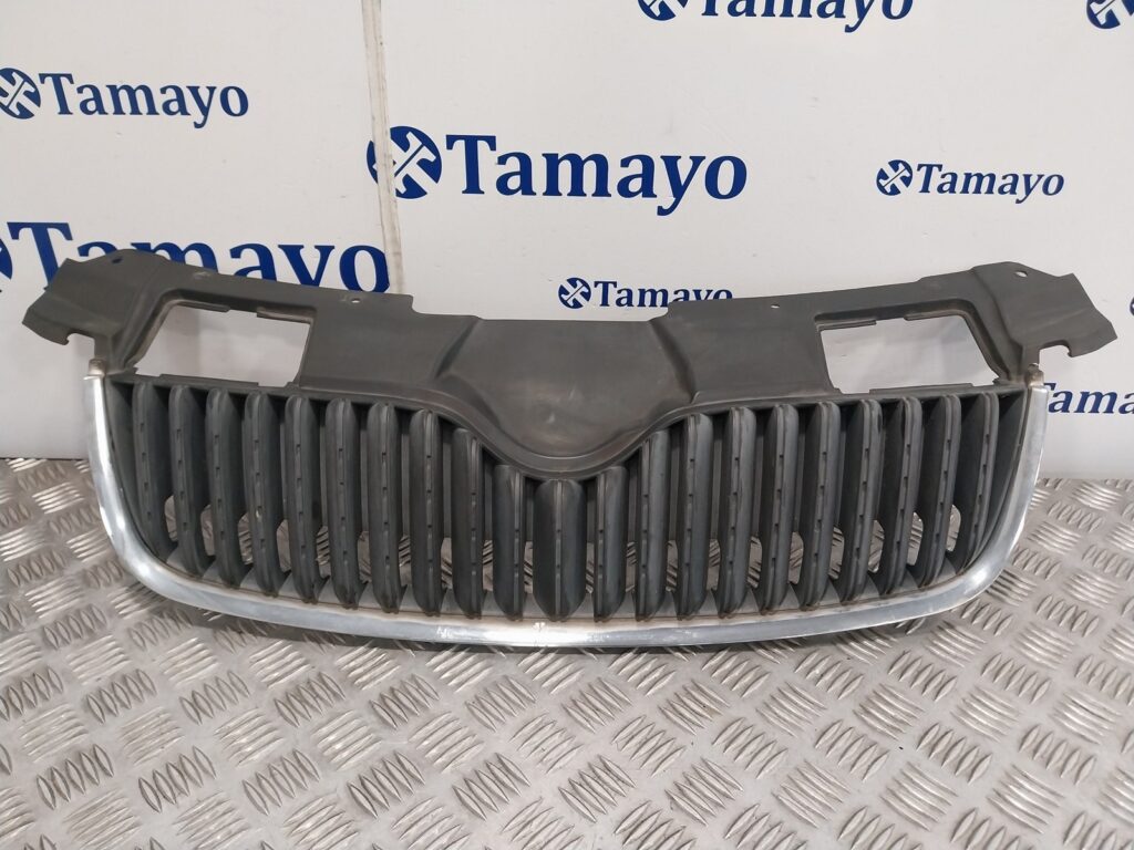 Skoda Fabia II / 5J2 Front Grille OEM 5J0853668A