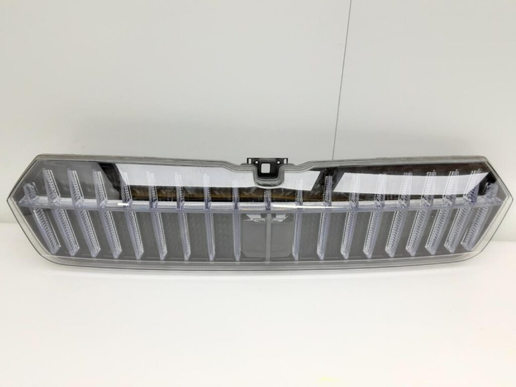 Skoda Enyaq Front Crystal Grille OEM 5LA941107A