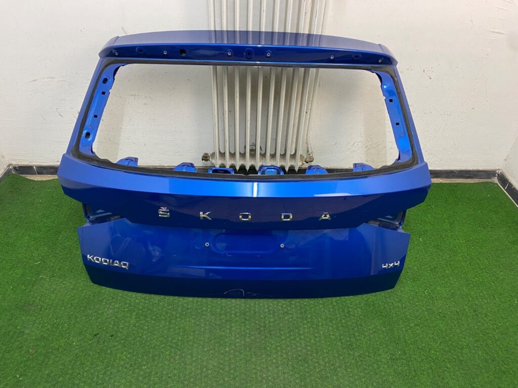 Skoda Kodiaq Rear Tailgate Blue Metallic OEM 565827159