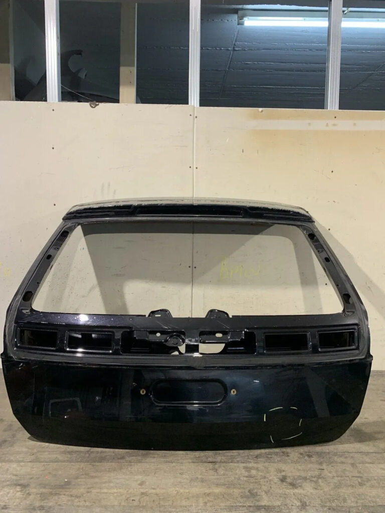 Skoda Rapid Rear Tailgate