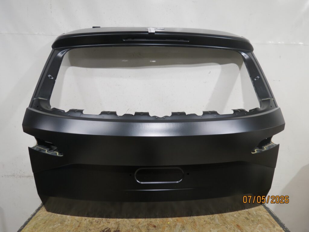 Skoda Karoq Rear Tailgate OEM 57A827023A