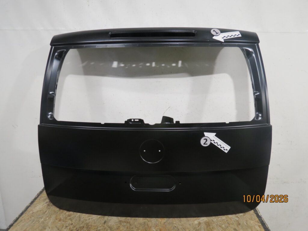 Skoda Yeti Rear Tailgate OEM 5L6827025H