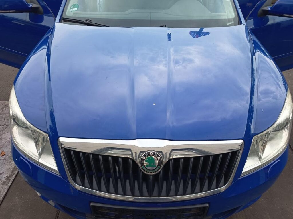 Skoda Octavia II / 1Z Front Hood Dynamic Blue OEM 1Z0823031B