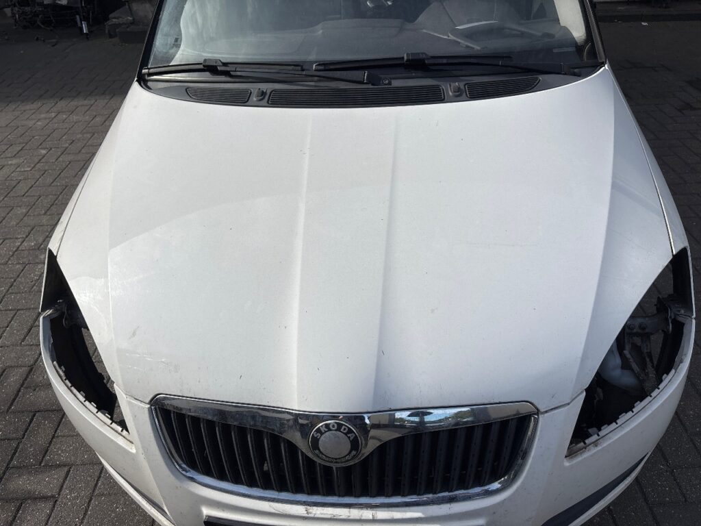 Skoda Roomster 5J Front Hood