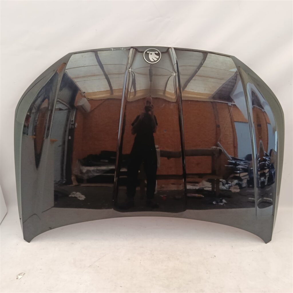 Skoda Kodiaq II / 57H Front Hood OEM 57H823155