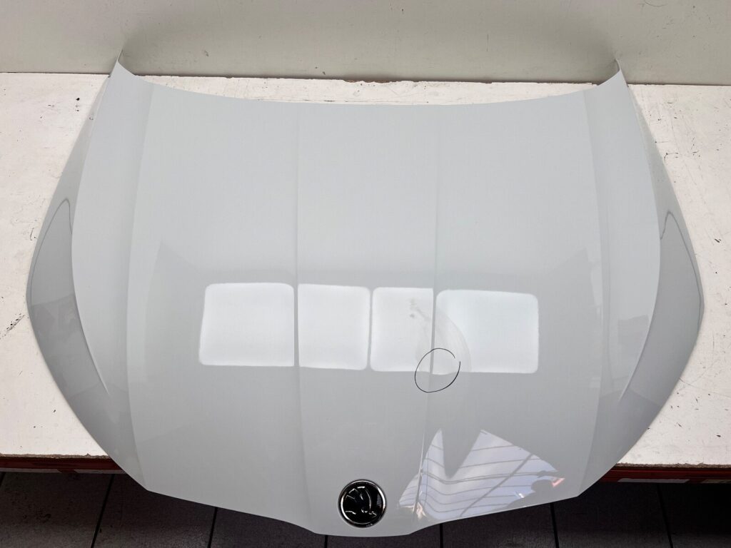 Skoda Octavia IV Front Hood Pearl White