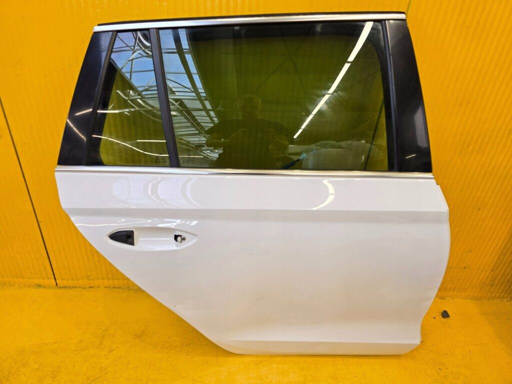 Skoda Octavia IV / NX Rear Right Door White