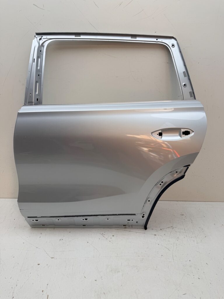 Skoda Kodiaq II / 57H Rear Left Door Silver OEM 57H833311