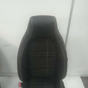 Mercedes GLA H156 Front Seats