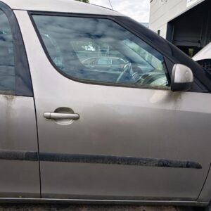 Skoda Roomster Front Right Door Cappuccino Beige Metallic OEM 5J7831052