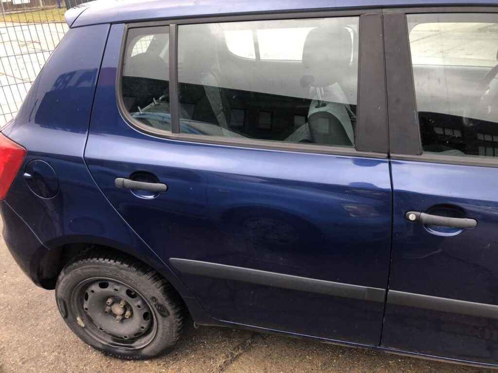 Skoda Fabia II / 5J Rear Right Door Storm Blue Metallic OEM 5J6833052