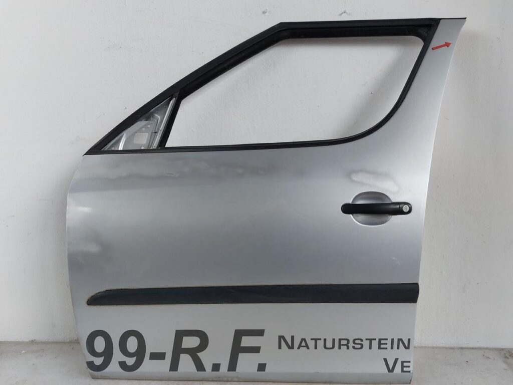 Skoda Roomster 5J Front Left Door Reflex Silver Metallic OEM 5J7831051