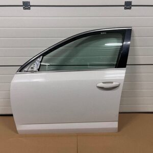 Skoda Octavia III / 5E Front Left Door