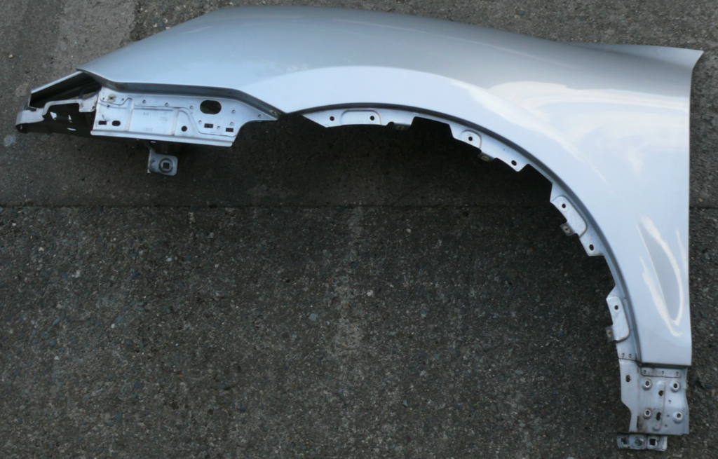 Porsche Cayenne 92A / 958 Front Left Fender Silver OEM 7P5821251