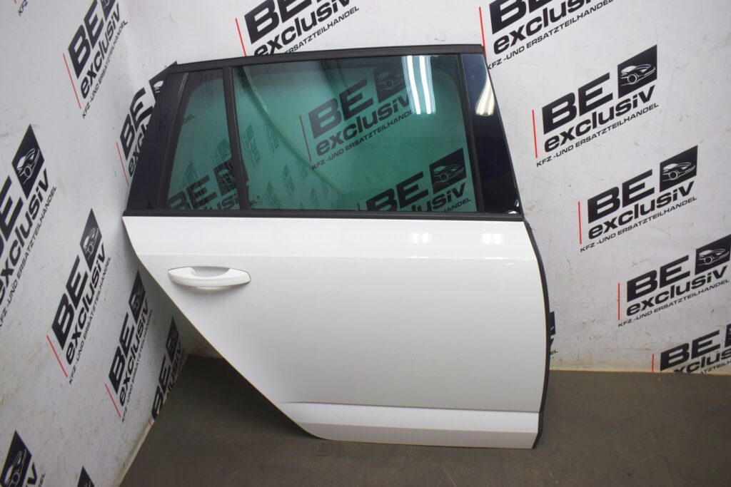 Skoda Octavia III / 5E Rear Right Door Candy White OEM 5E9833056C