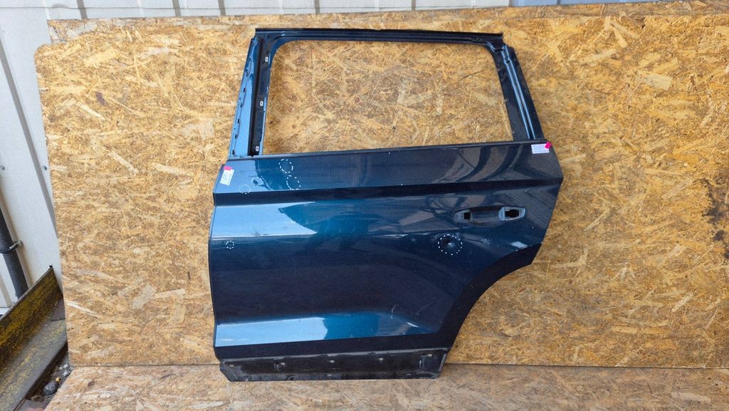 Skoda Kodiaq I / 565 Rear Left Door OEM 565833311