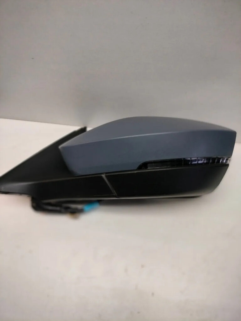 Skoda Octavia IV / NX Left Side Mirror