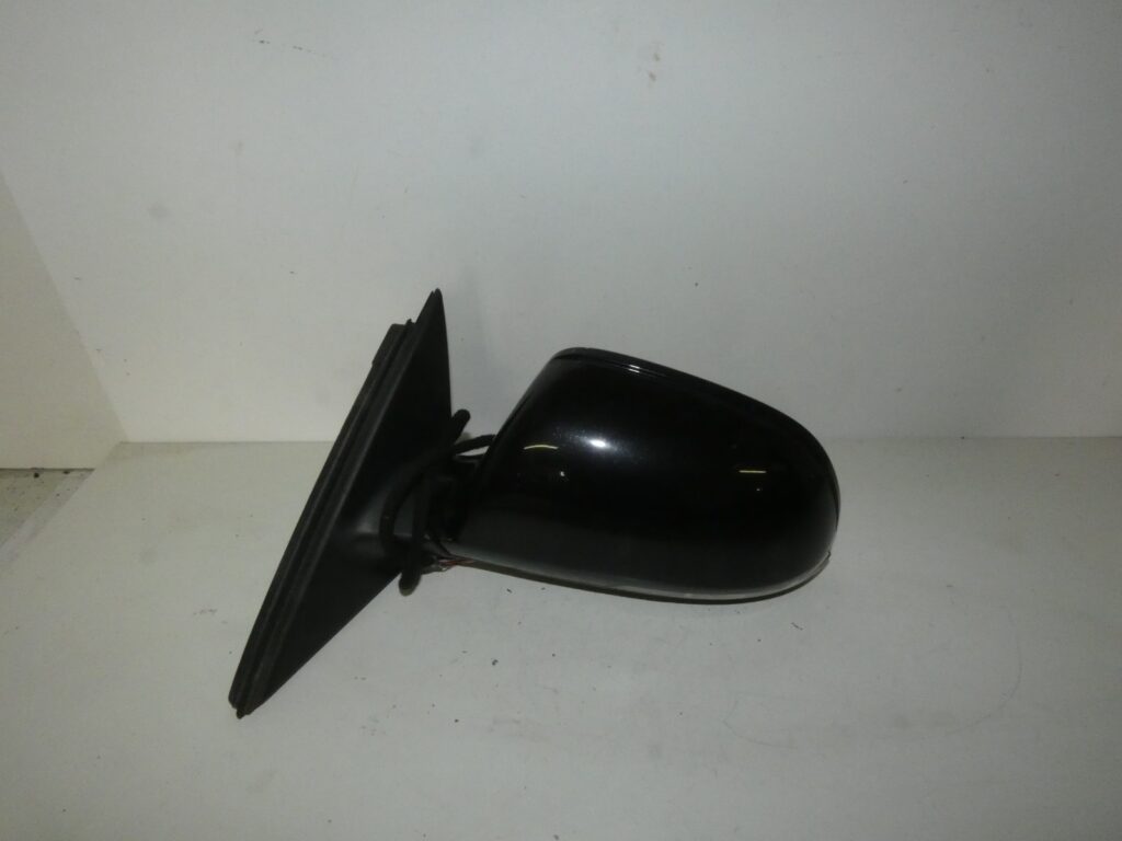 Skoda Superb II / 3T Left Side Mirror