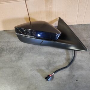 Skoda Kamiq Right Side Mirror OEM 658857408J