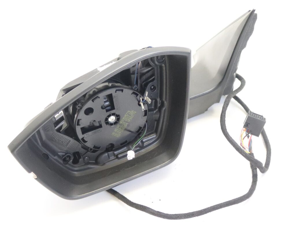 Skoda Superb III / 3V Left Side Mirror OEM 3V1857507B