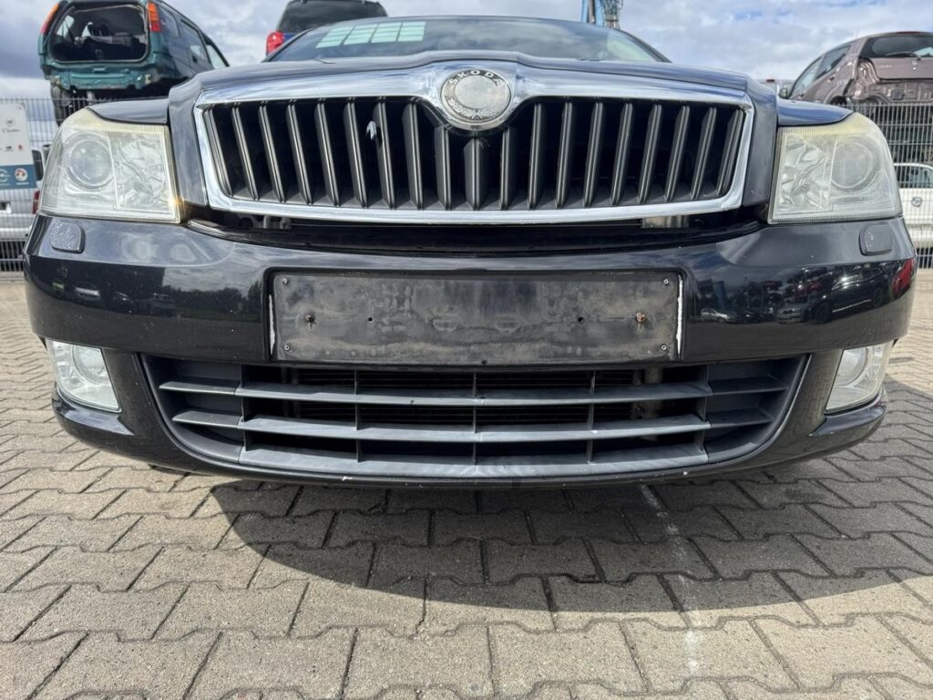 Skoda Octavia II / 1Z Front Bumper Cover Black Metallic OEM 1Z0807221N