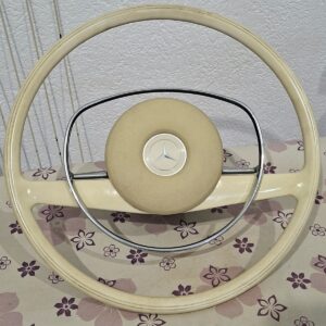 Mercedes Classic W114 / W115 / W108 / W111 / W113 / W109 Steering Wheel